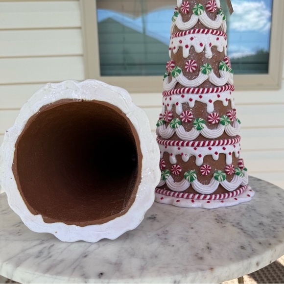 Cupcakes and Cashmere Peppermint Gingerbread Christmas Tree Decor - NWT - Picture 5 of 6